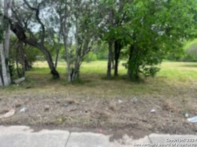 Listing photo 3 for 5318 Natho St, San Antonio TX 78222