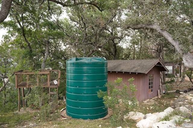 view of shed / structure