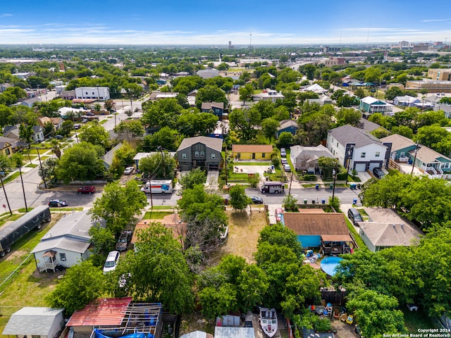 Listing photo 2 for 718 S Olive St, San Antonio TX 78203