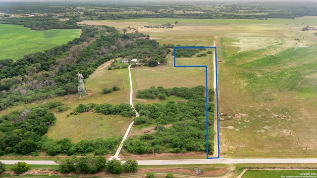 Listing photo 3 for 1467 County Road 120 Unit B, Floresville TX 78114