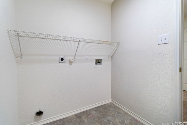 laundry area featuring hookup for a washing machine, hookup for a gas dryer, and hookup for an electric dryer