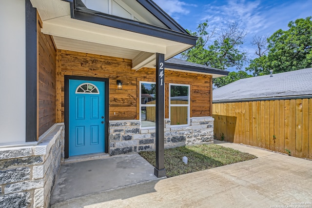 view of entrance to property