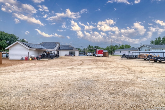 view of yard with an outdoor structure