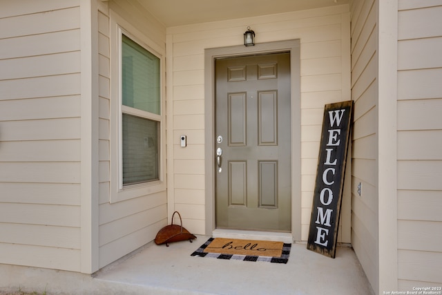 view of exterior entry