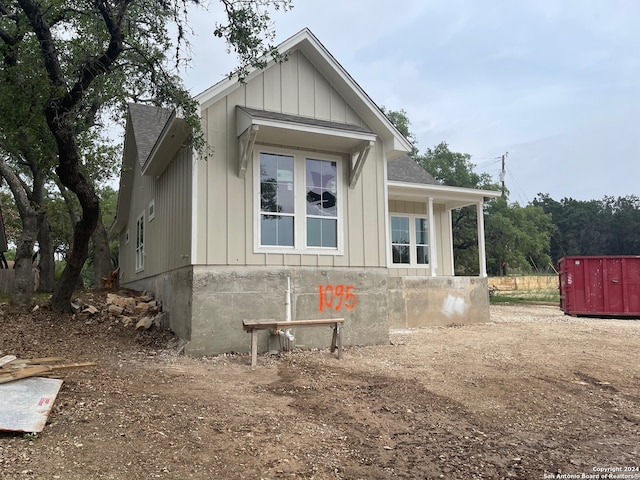 view of side of property