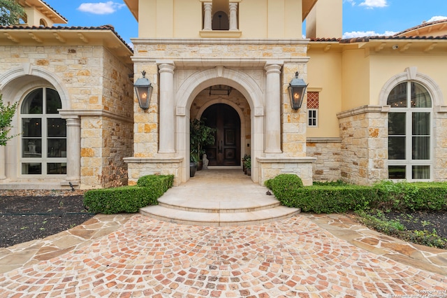 view of entrance to property