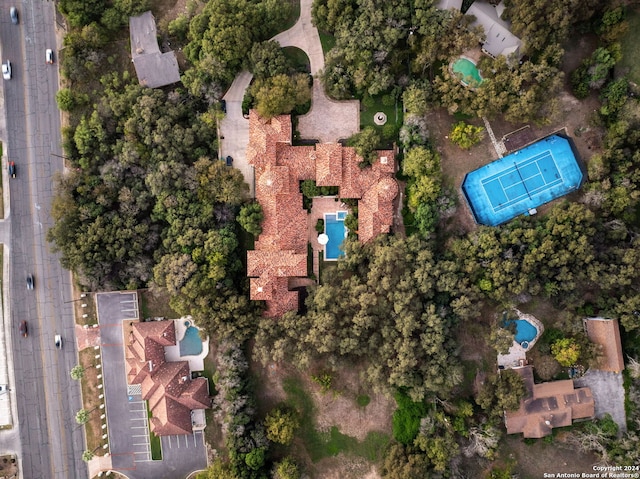 136 S Tower Hl, Country Village, TX 78232 - aerial overview of property's location with a pool