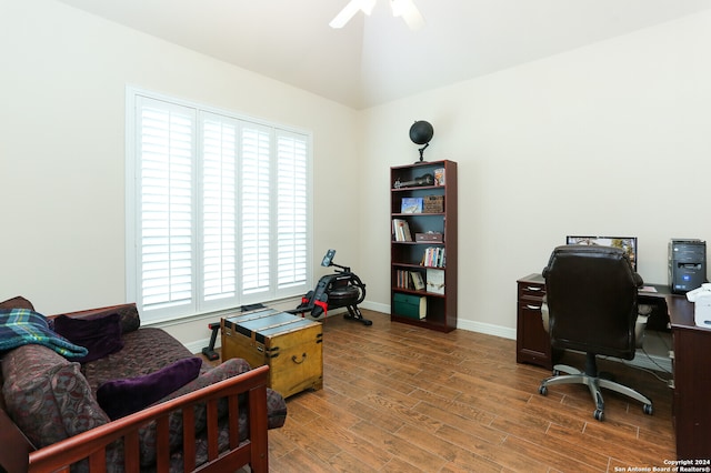 office area featuring ceiling fan, plenty of natural light, and hardwood / wood-style floors