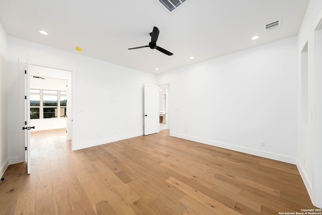 unfurnished bedroom with light hardwood / wood-style floors and ceiling fan