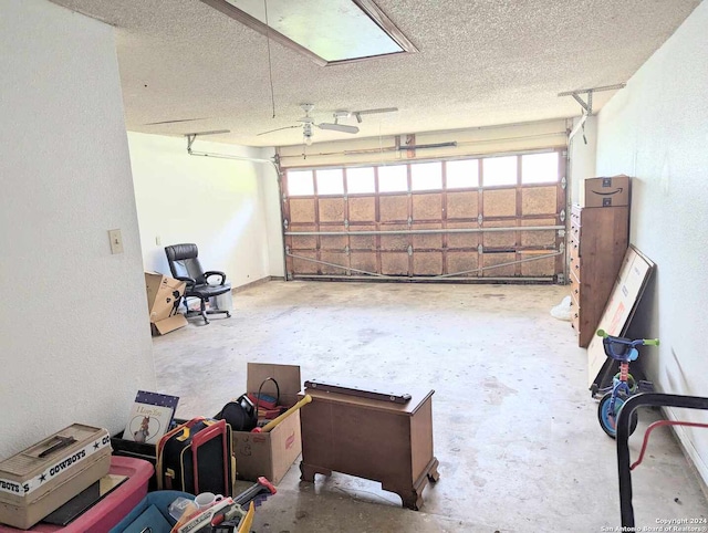 garage with ceiling fan