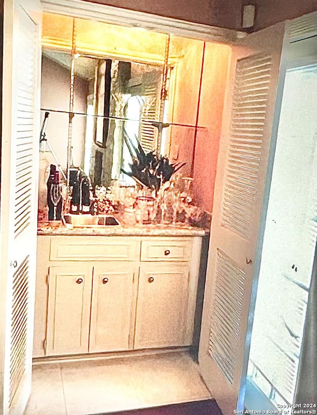 bathroom with vanity