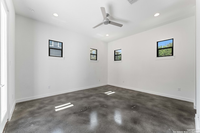 empty room with ceiling fan