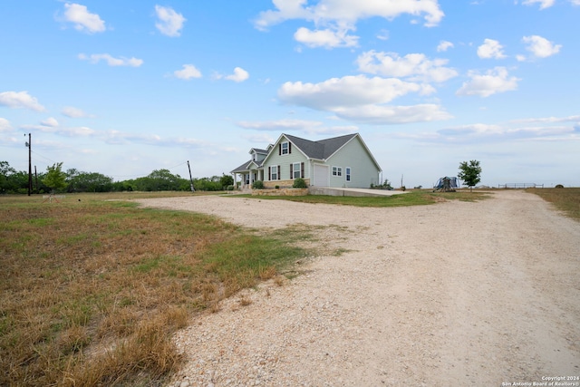 exterior space featuring a rural view