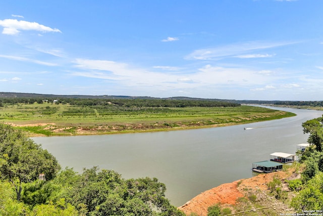 water view featuring a rural view