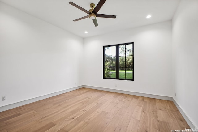 unfurnished room featuring light wood-style flooring, ceiling fan, recessed lighting, and baseboards