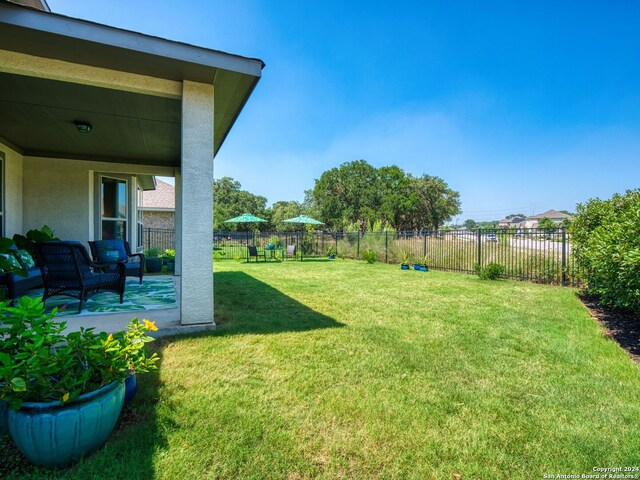 view of yard with a patio area