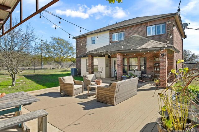 view of patio / terrace featuring an outdoor hangout area and ceiling fan