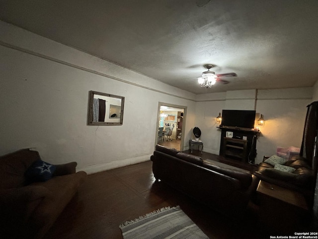 living room featuring ceiling fan