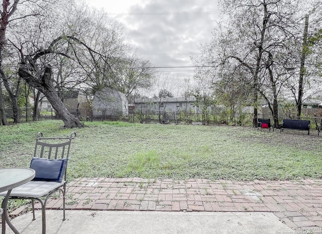 view of yard with a patio