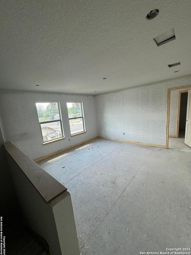 631 Blaine, San Antonio, TX 78202 - unfurnished room featuring a textured ceiling and visible vents