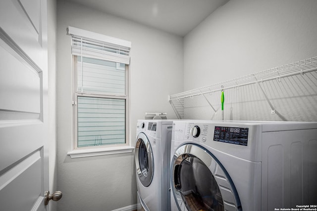 laundry area featuring washer and clothes dryer