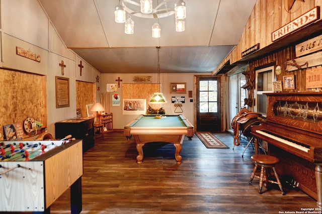 rec room with lofted ceiling, dark hardwood / wood-style flooring, and billiards