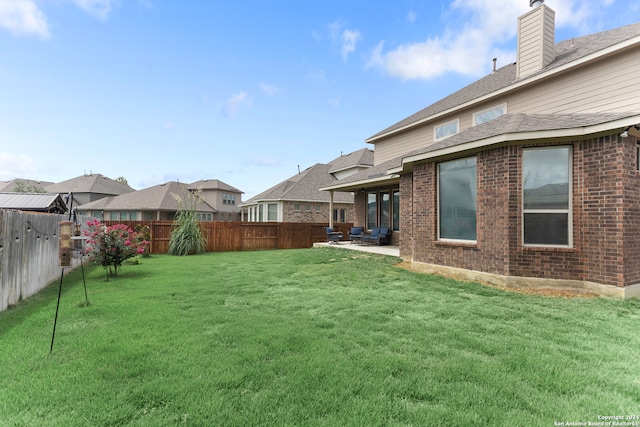 view of yard with a patio area