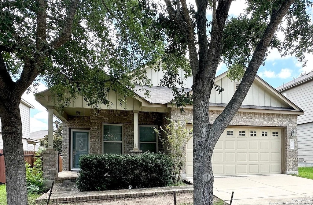 view of front of home featuring a garage