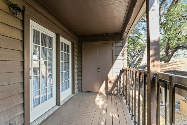 8655 Datapoint Dr Unit 212, San Antonio, TX 78229 - view of wooden terrace
