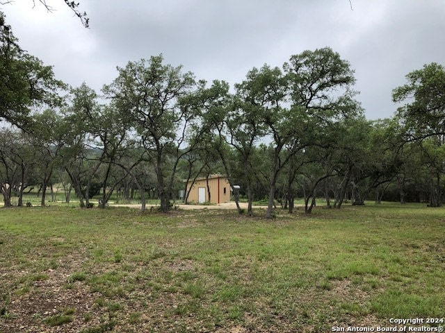 Listing photo 2 for 592 Mustang Pass, Bandera TX 78003