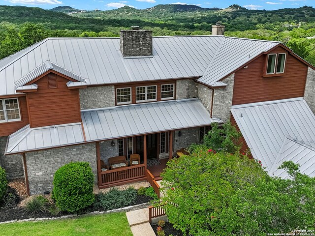 view of front of property with covered porch