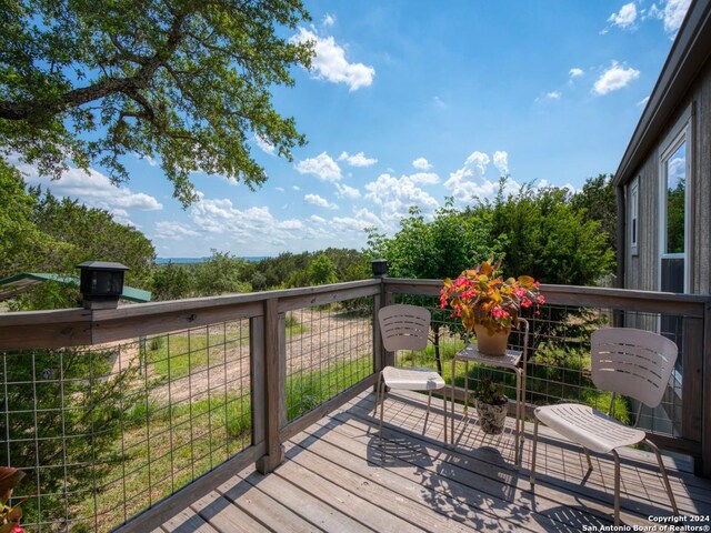 view of front of house with a pergola