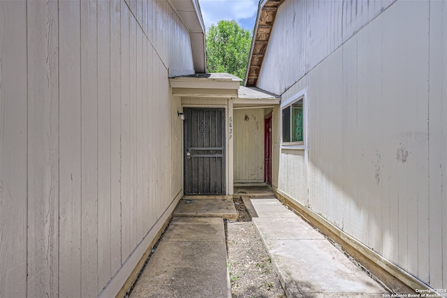 view of property entrance