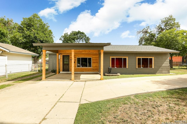 view of front of home with a porch