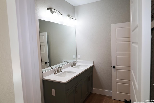 bathroom with vanity