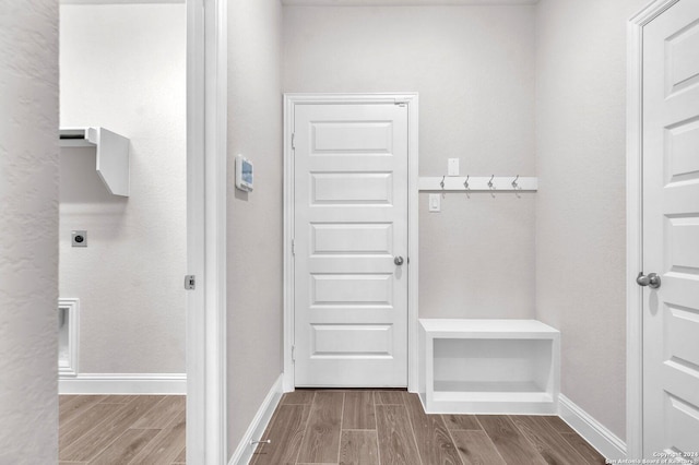 213 Fillmore Fls, Cibolo, TX 78108 - hall featuring wood finished floors and baseboards