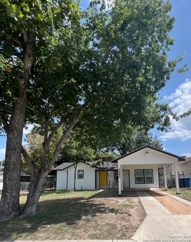 view of front of property with a porch