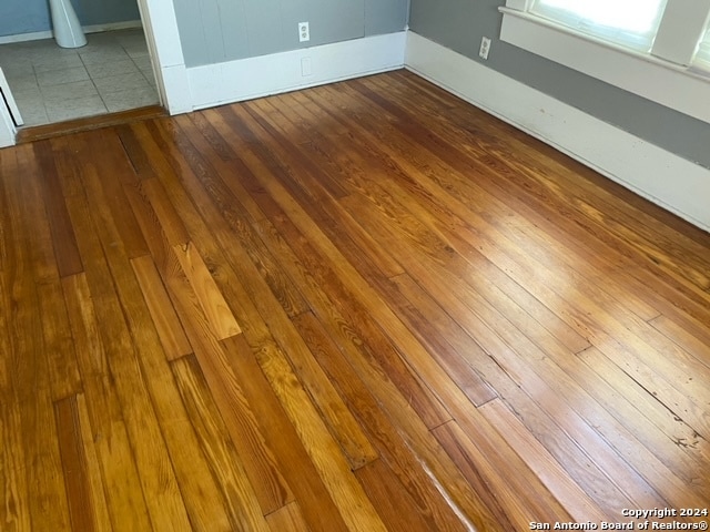 interior details with wood-type flooring