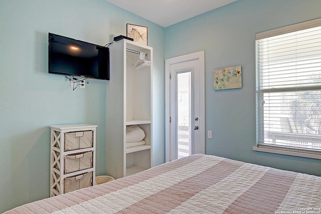 bedroom featuring a closet