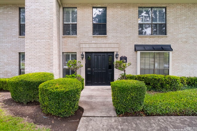 view of entrance to property