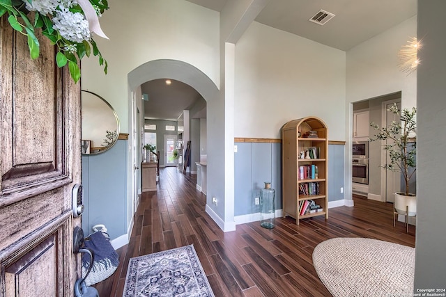 view of entrance foyer