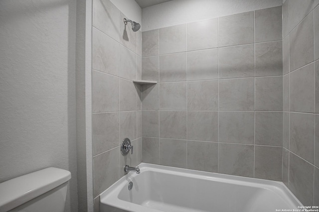 14518 Emerio Dr, San Antonio, TX 78253 - bathroom with toilet and bathing tub / shower combination