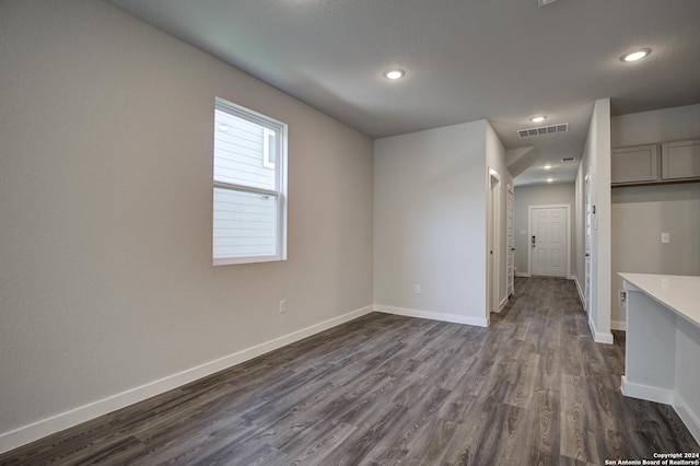 14518 Emerio Dr, San Antonio, TX 78253 - interior space with baseboards, dark wood-type flooring, visible vents, and recessed lighting