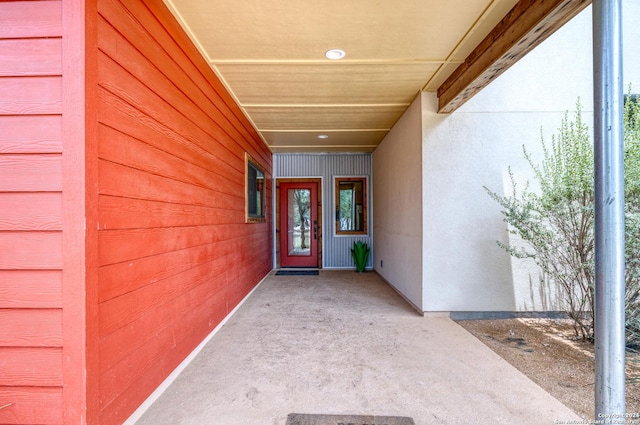 view of entrance to property