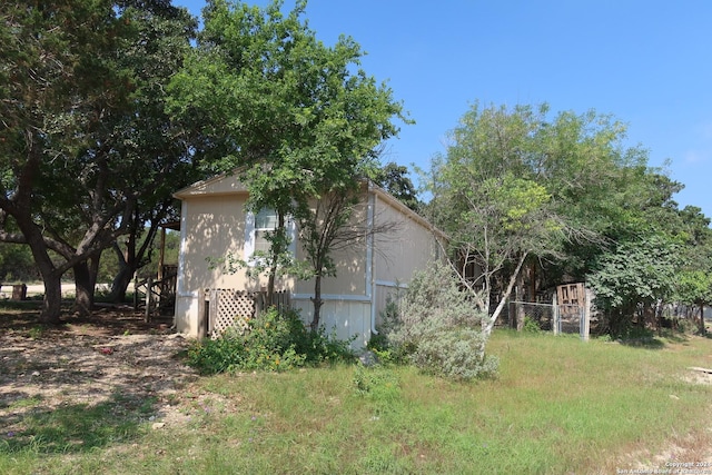 view of home's exterior