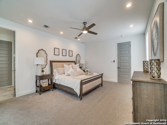 bedroom with carpet flooring and ceiling fan