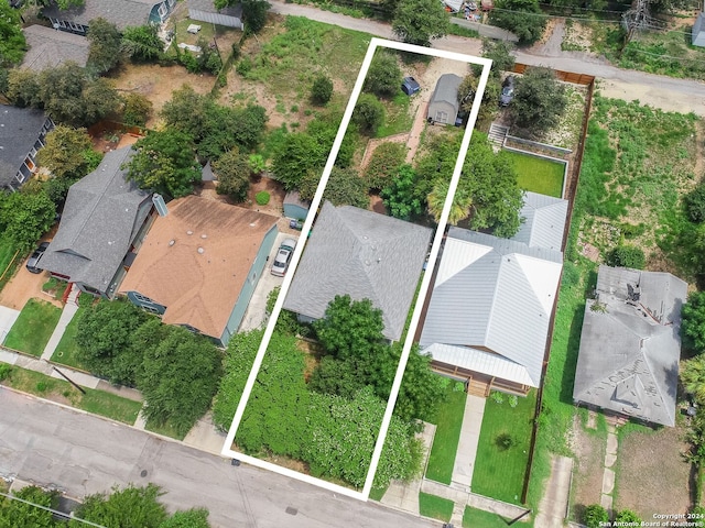617 Dawson St, San Antonio, TX 78202 - aerial view featuring a residential view