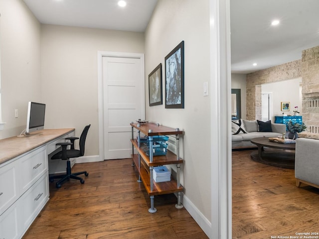 5 Old Fredericksburg, Boerne, TX 78015 - home office with recessed lighting, baseboards, and dark wood-type flooring