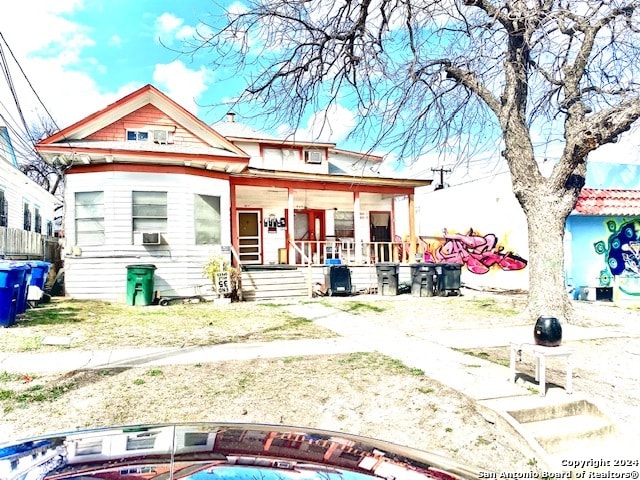 view of front of home with covered porch