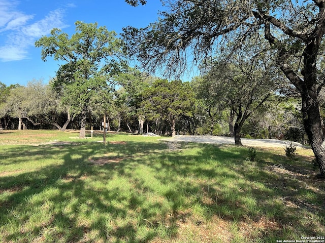 Listing photo 2 for 129 Indian Xing, Pipe Creek TX 78063